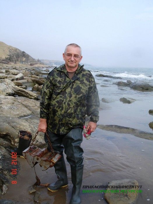 Подготовка дночерпателя для отбора бентосных проб